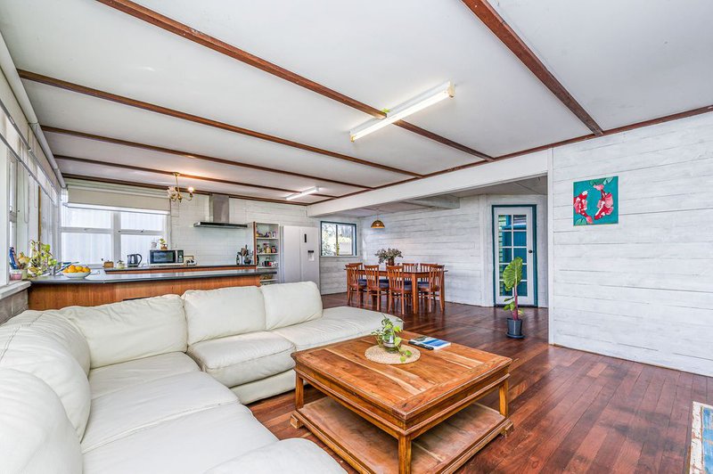 Photo - 3 Silver Creek Road, Guilderton WA 6041 - Image 3
