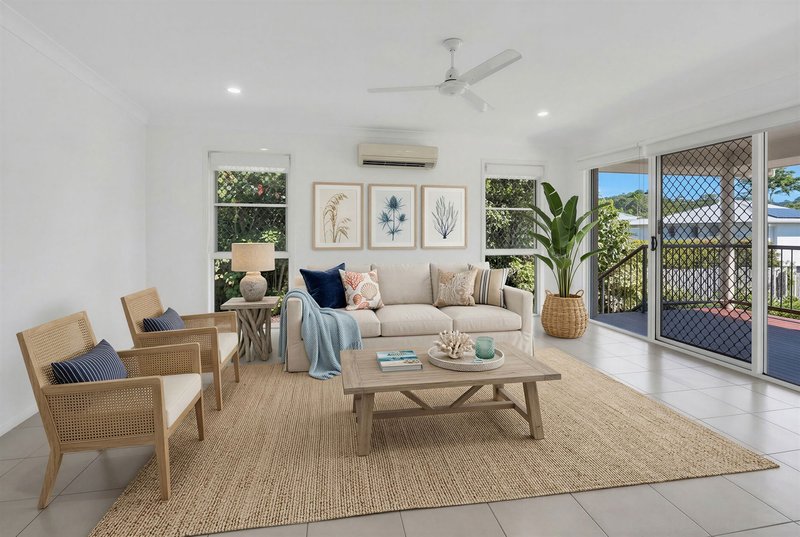Photo - 3 Silver Dawn Crescent, Oxenford QLD 4210 - Image 2
