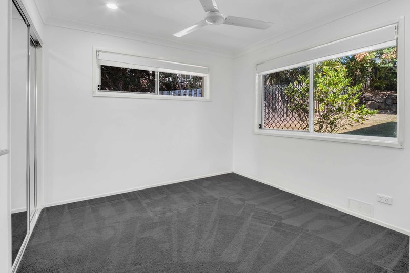 Photo - 3 Silver Dawn Crescent, Oxenford QLD 4210 - Image 12