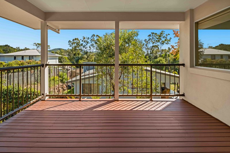 Photo - 3 Silver Dawn Crescent, Oxenford QLD 4210 - Image 13