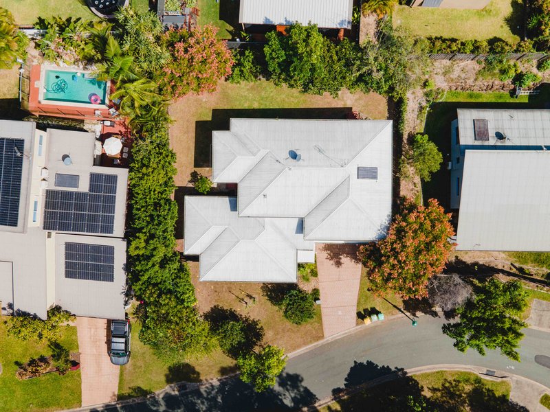 Photo - 3 Silver Dawn Crescent, Oxenford QLD 4210 - Image 18