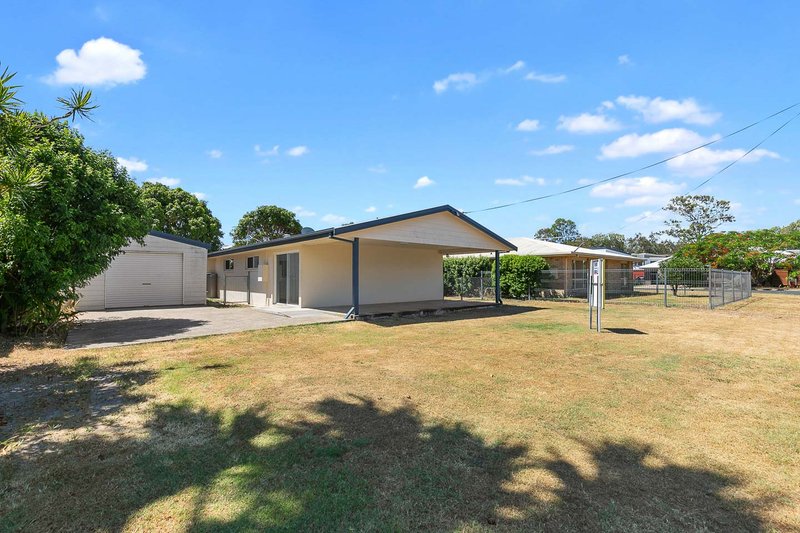 Photo - 3 Simpson Street, Burrum Heads QLD 4659 - Image 2