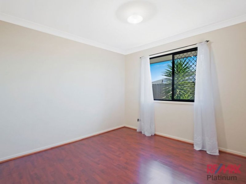 Photo - 3 Siris Court, Narangba QLD 4504 - Image 11