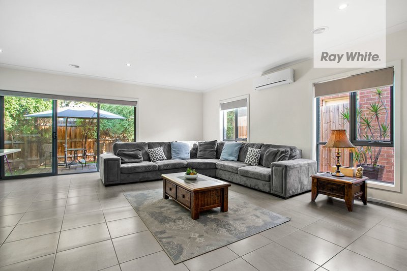 Photo - 3 Skeeter Drive, Mernda VIC 3754 - Image 3