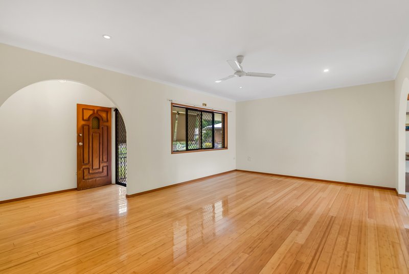 Photo - 3 Skye Close, Edge Hill QLD 4870 - Image 8