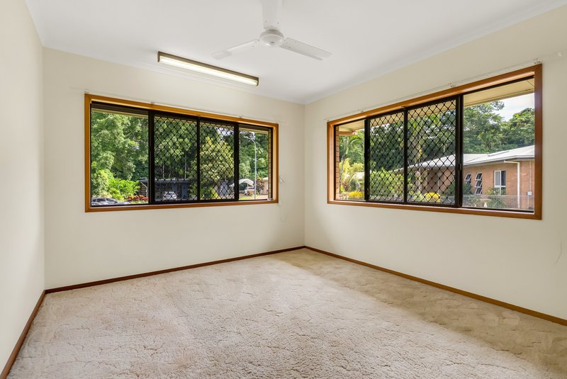 Photo - 3 Skye Close, Edge Hill QLD 4870 - Image 11
