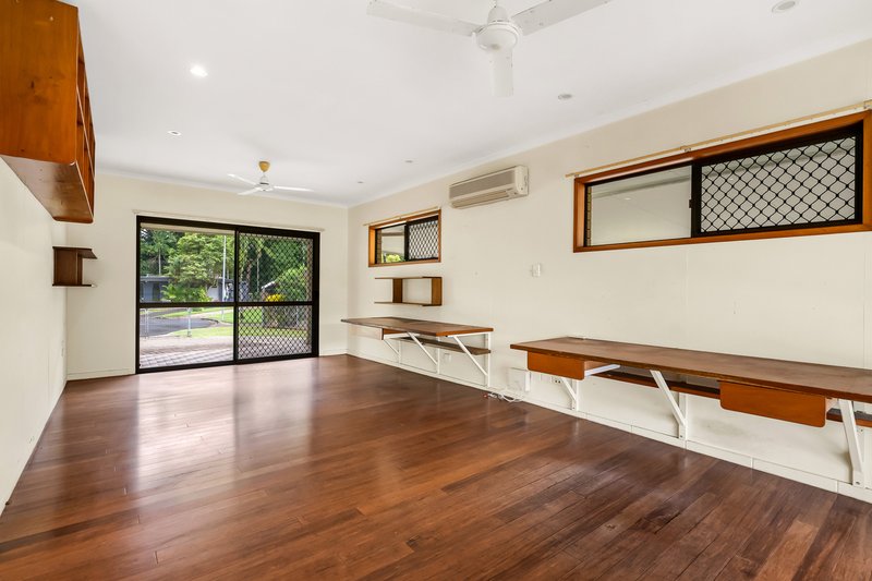 Photo - 3 Skye Close, Edge Hill QLD 4870 - Image 12