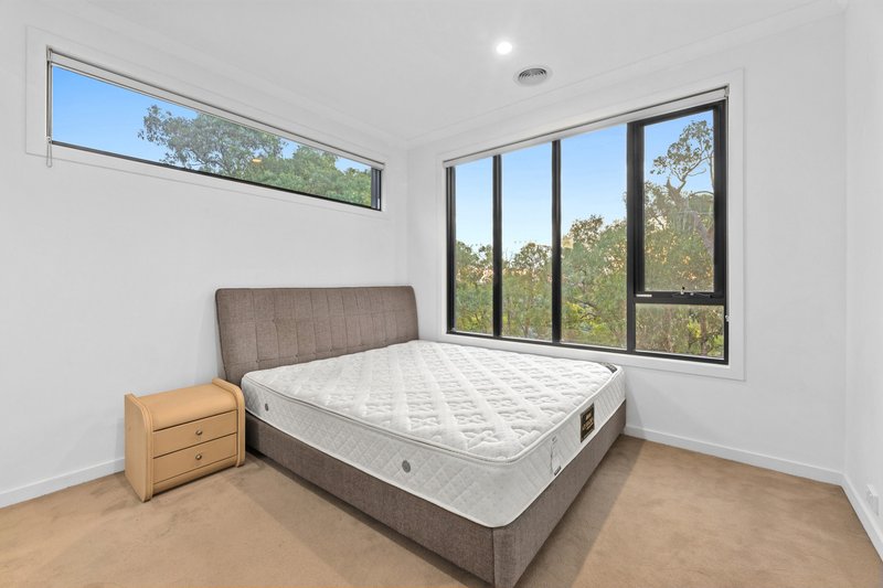 Photo - 3 Skyline Place, Heathmont VIC 3135 - Image 8