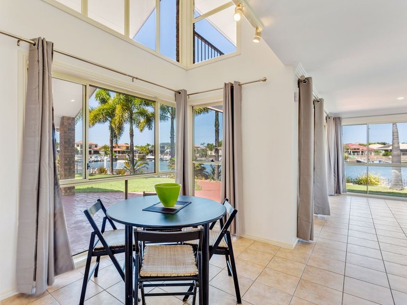 Photo - 3 Skysail Ct , Banksia Beach QLD 4507 - Image 6