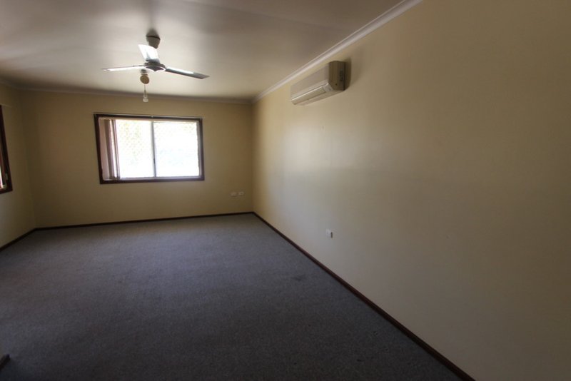 Photo - 3 Slattery Close, Millars Well WA 6714 - Image 6