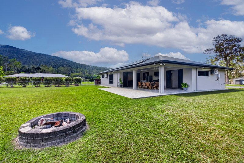 Photo - 3 Small Close, Carrington QLD 4883 - Image 4
