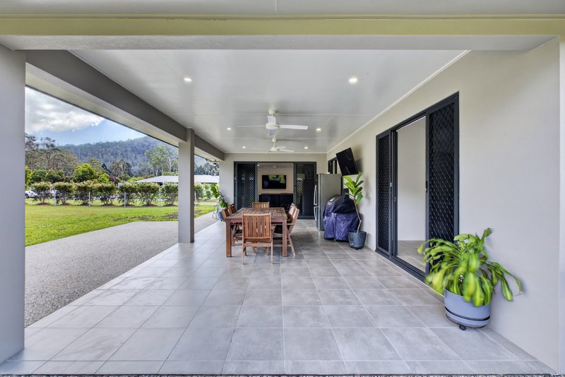 Photo - 3 Small Close, Carrington QLD 4883 - Image 5