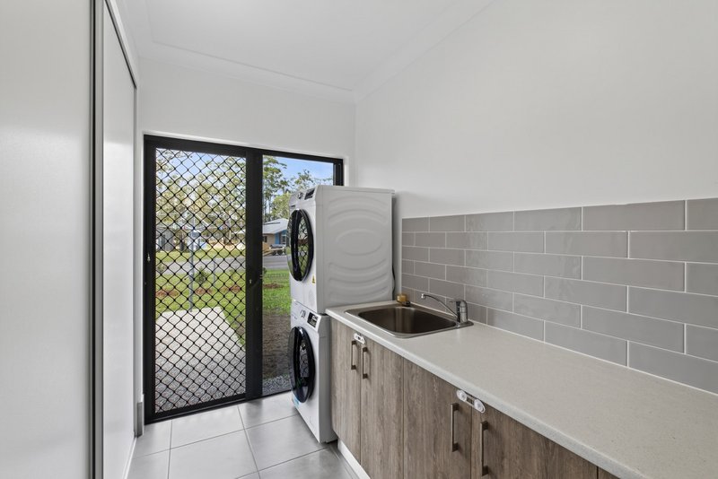 Photo - 3 Small Close, Carrington QLD 4883 - Image 16