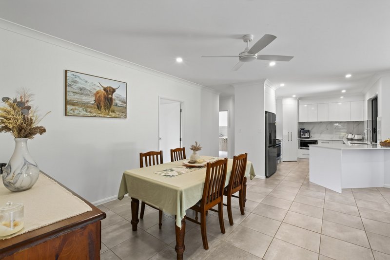 Photo - 3 Small Close, Carrington QLD 4883 - Image 18