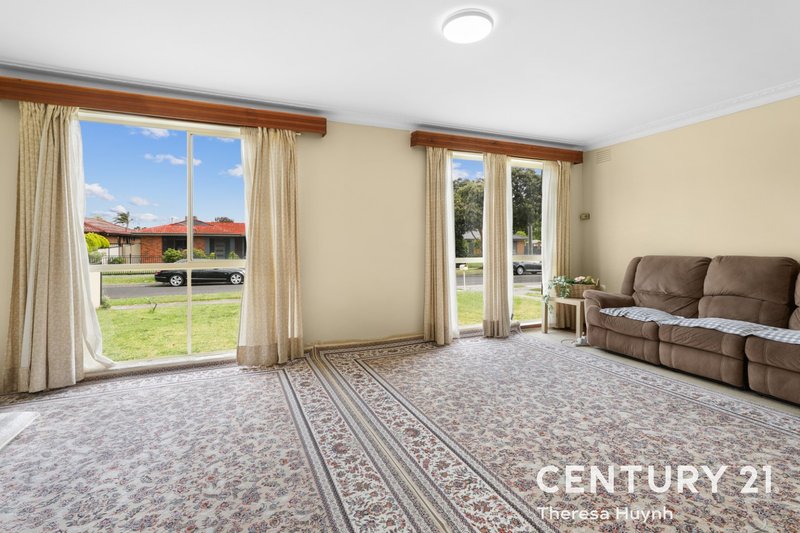 Photo - 3 Smithson Court, Dandenong VIC 3175 - Image 2