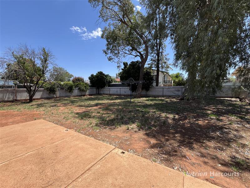 Photo - 3 Snelson Street, Cobar NSW 2835 - Image 9