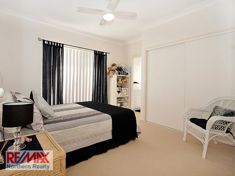 Photo - 3 Snow Wood Drive, Eatons Hill QLD 4037 - Image 21