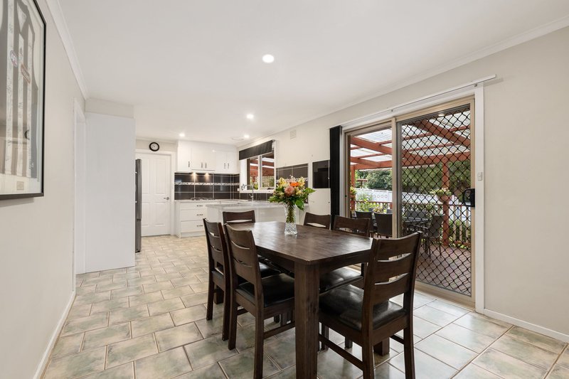 Photo - 3 Solway Close, Ferntree Gully VIC 3156 - Image 5