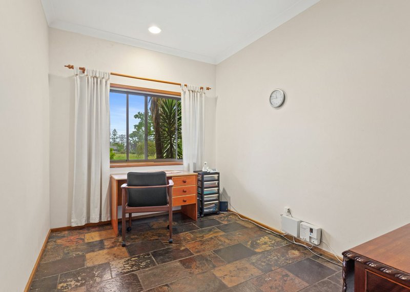 Photo - 3 Sorrento Place, Taree NSW 2430 - Image 13