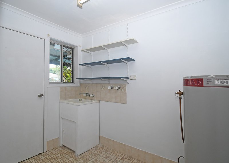 Photo - 3 Southerden Street, Torquay QLD 4655 - Image 8