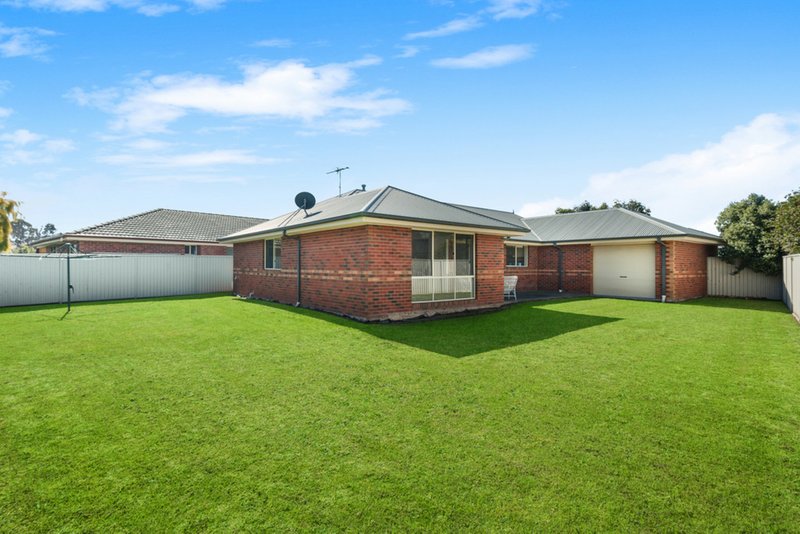 Photo - 3 Spring Circuit, Pakenham VIC 3810 - Image 14