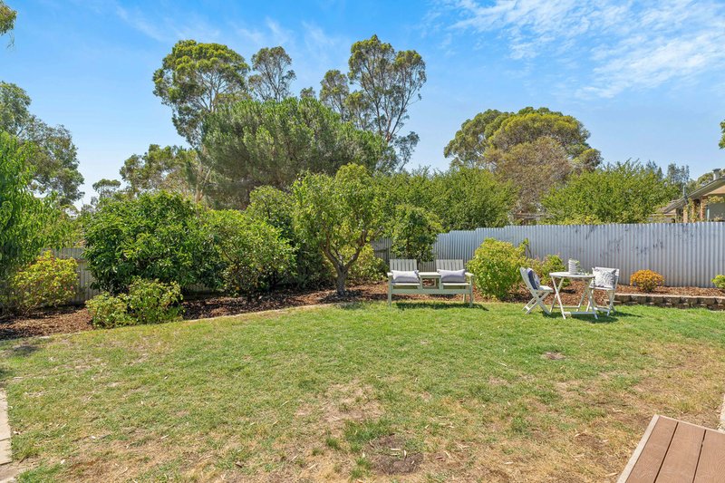 Photo - 3 Spruce Avenue, Aberfoyle Park SA 5159 - Image 16