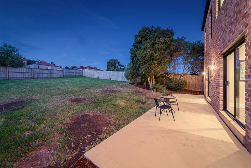 Photo - 3 St Andrews Close, Wallan VIC 3756 - Image 15