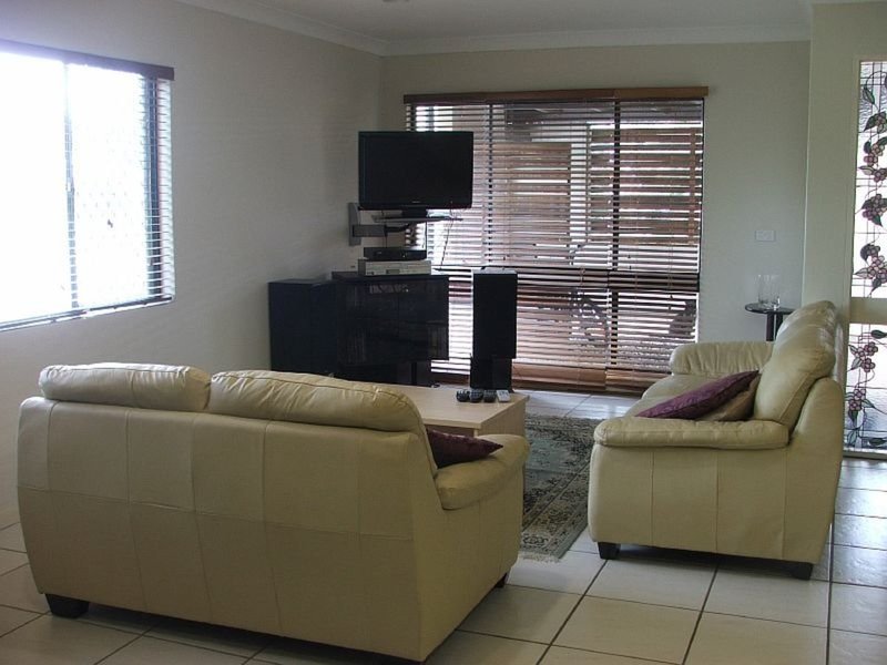 Photo - 3 St Andrews Drive, Buderim QLD 4556 - Image 4