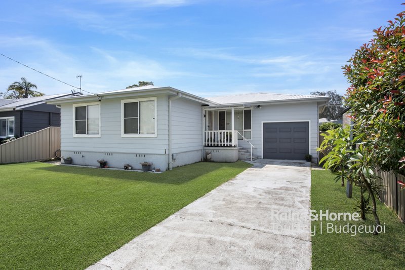 3 St James Avenue, Berkeley Vale NSW 2261