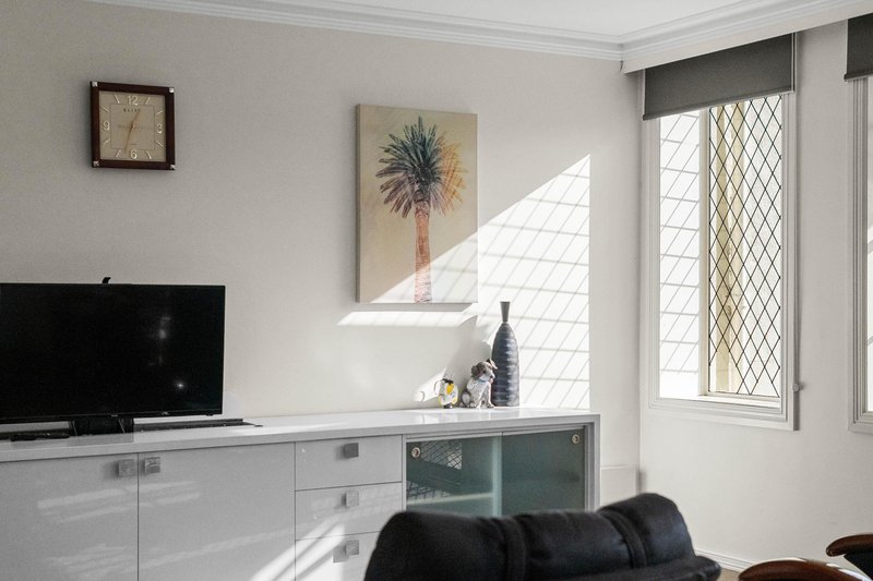 Photo - 3 St John Crescent, Launceston TAS 7250 - Image 7
