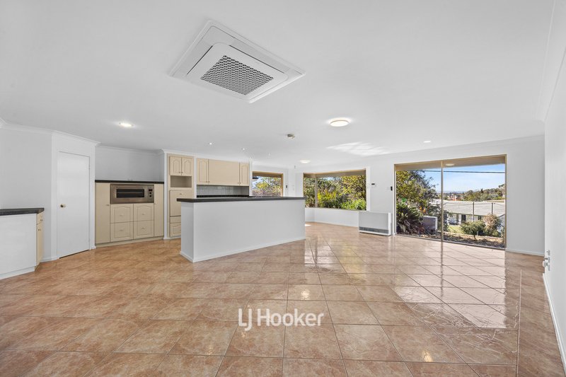 Photo - 3 Stanbury Crescent, South Bunbury WA 6230 - Image 5
