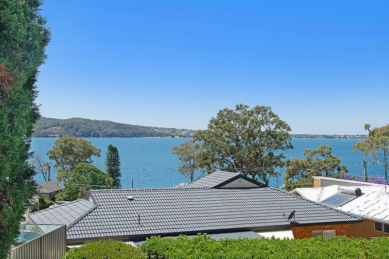 Photo - 3 Stansfield Close, Coal Point NSW 2283 - Image 15