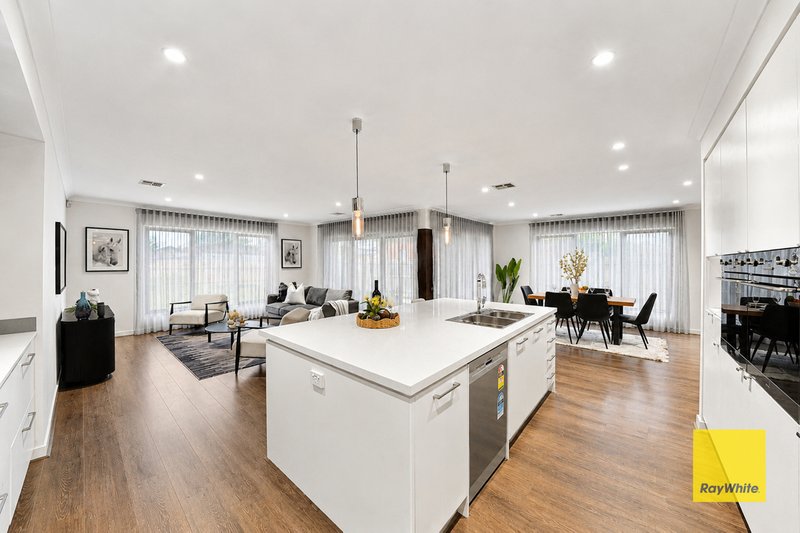Photo - 3 Stockade Way, Aintree VIC 3336 - Image 5