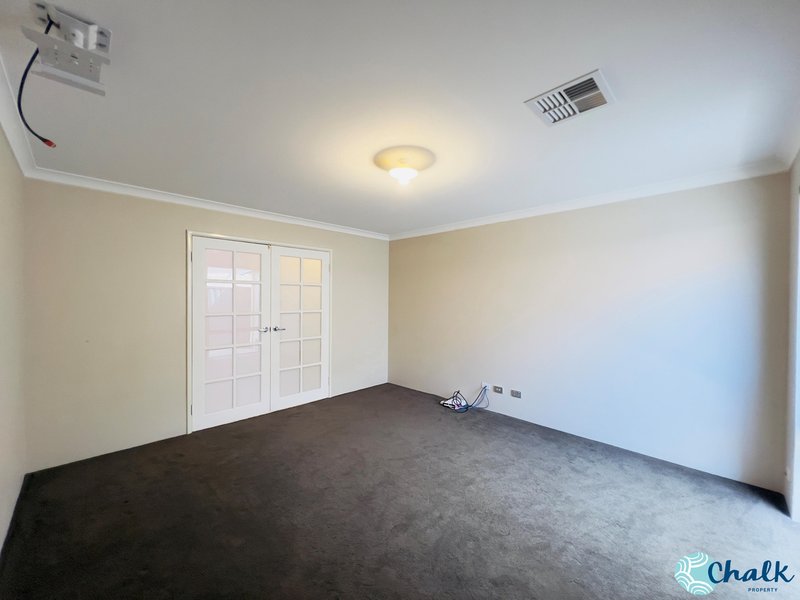 Photo - 3 Strathallen Street, Baldivis WA 6171 - Image 6