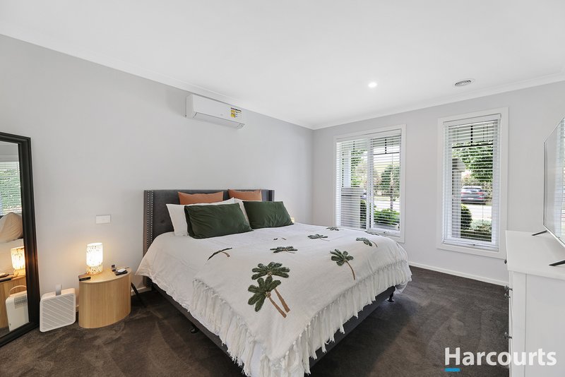 Photo - 3 Streeton Drive, Warragul VIC 3820 - Image 4