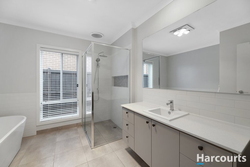 Photo - 3 Streeton Drive, Warragul VIC 3820 - Image 21