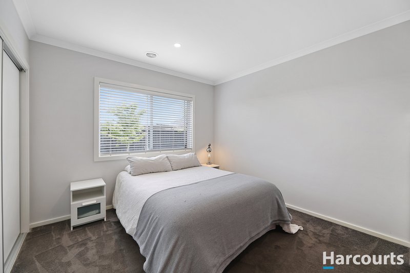 Photo - 3 Streeton Drive, Warragul VIC 3820 - Image 23