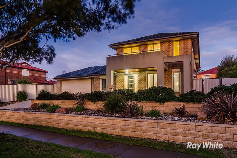 3 Sugarloaf Ave , Lynbrook VIC 3975