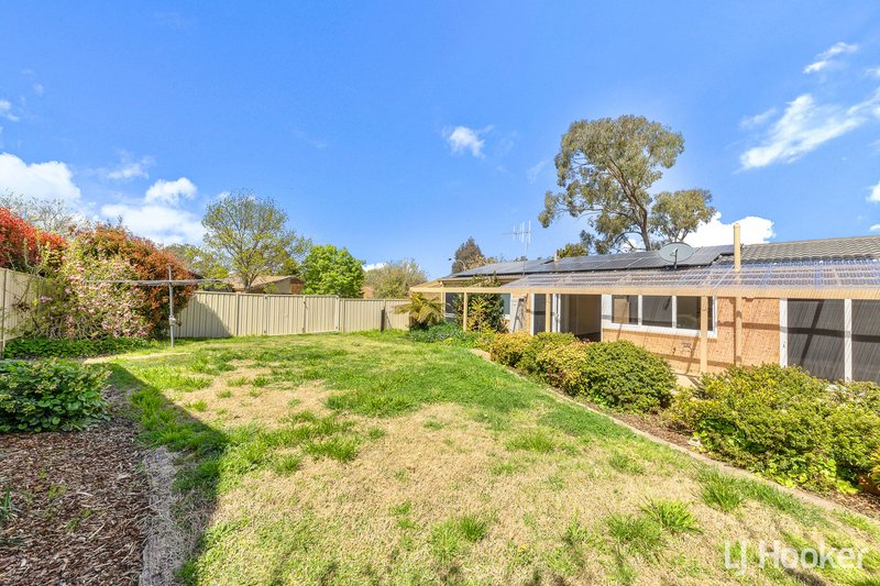 Photo - 3 Summerville Crescent, Florey ACT 2615 - Image 14