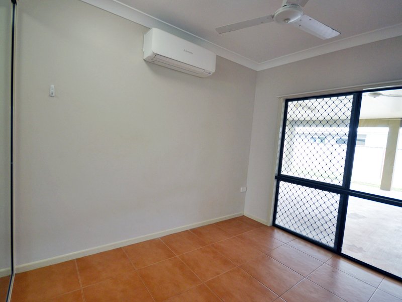 Photo - 3 Sunbird Ct , Rocky Point QLD 4874 - Image 22