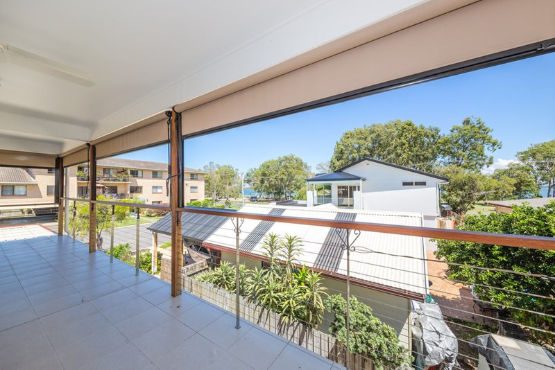 Photo - 3 Sunderland Drive, Banksia Beach QLD 4507 - Image 9