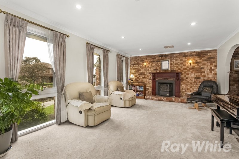 Photo - 3 Sundowner Court, Wheelers Hill VIC 3150 - Image 3