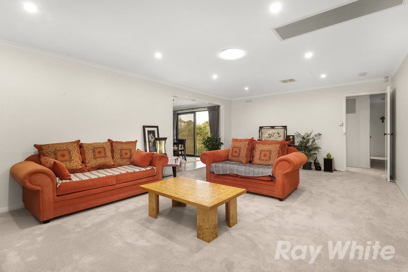 Photo - 3 Sundowner Court, Wheelers Hill VIC 3150 - Image 6