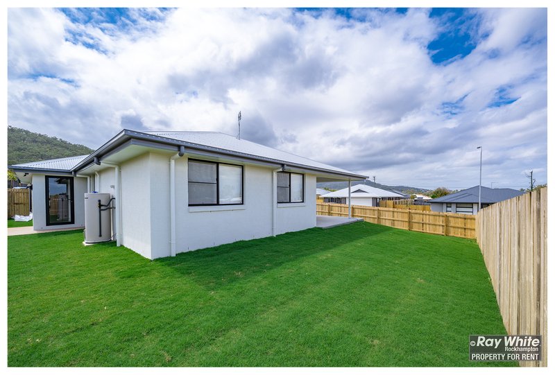 Photo - 3 Sunflower Avenue, Norman Gardens QLD 4701 - Image 6