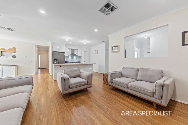 Photo - 3 Sunline Street, Drouin VIC 3818 - Image 12