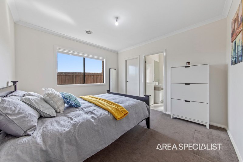 Photo - 3 Sunline Street, Drouin VIC 3818 - Image 18