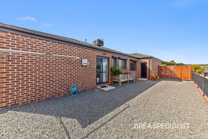 Photo - 3 Sunline Street, Drouin VIC 3818 - Image 27