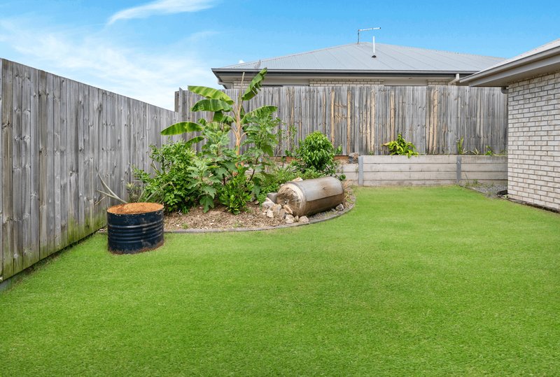 Photo - 3 Sunrise Link, Pimpama QLD 4209 - Image 11