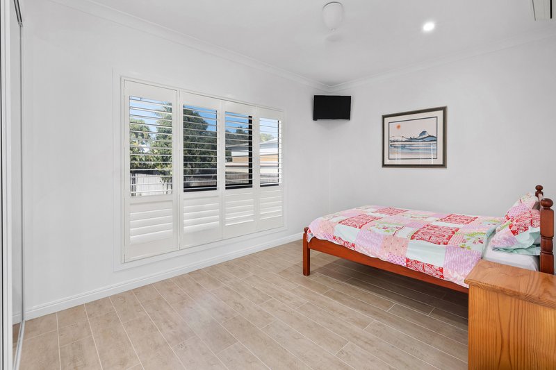 Photo - 3 Sunset Boulevard, Eimeo QLD 4740 - Image 19