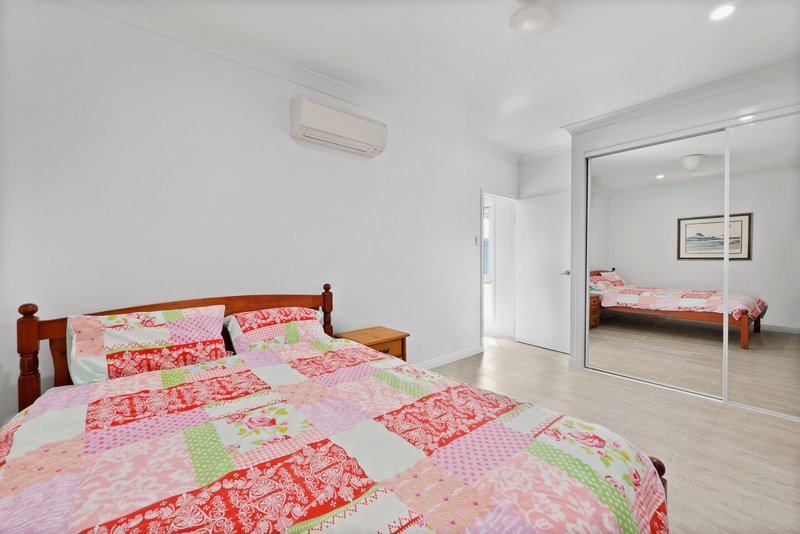 Photo - 3 Sunset Boulevard, Eimeo QLD 4740 - Image 20